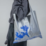 Loqi Bag The Great Wave Silver Metallic by Hokusai 